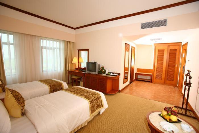 Bali B Hotel Хошимін Екстер'єр фото